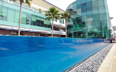 新加坡圣淘沙游艇俱乐部户外亚克力游泳池